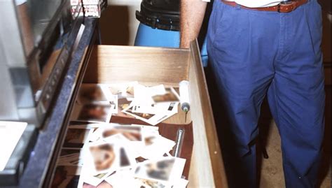 polaroid dahmer|34 Photos Taken Inside Jeffrey Dahmer’s Apartment